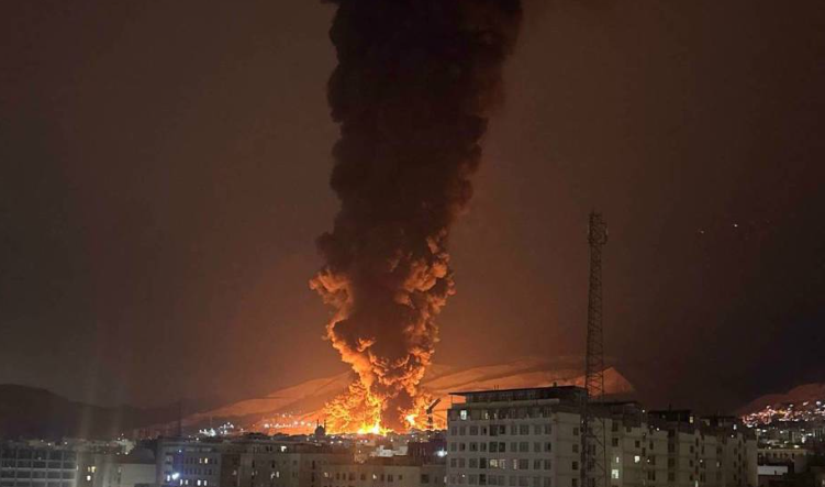 Iran: Serangan AS-Israel ke Fasilitas Minyak 'Perang Kimia yang Disengaja'